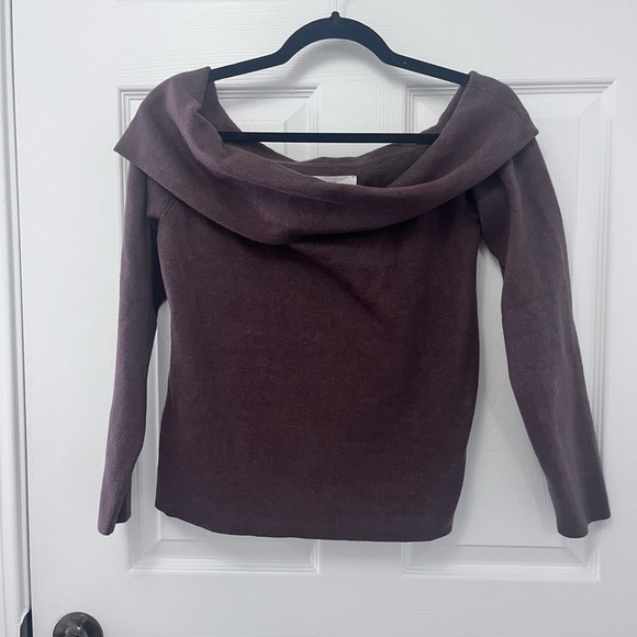 LOFT Ribbed Off The Shoulder Sweater - Picture 4 of 10